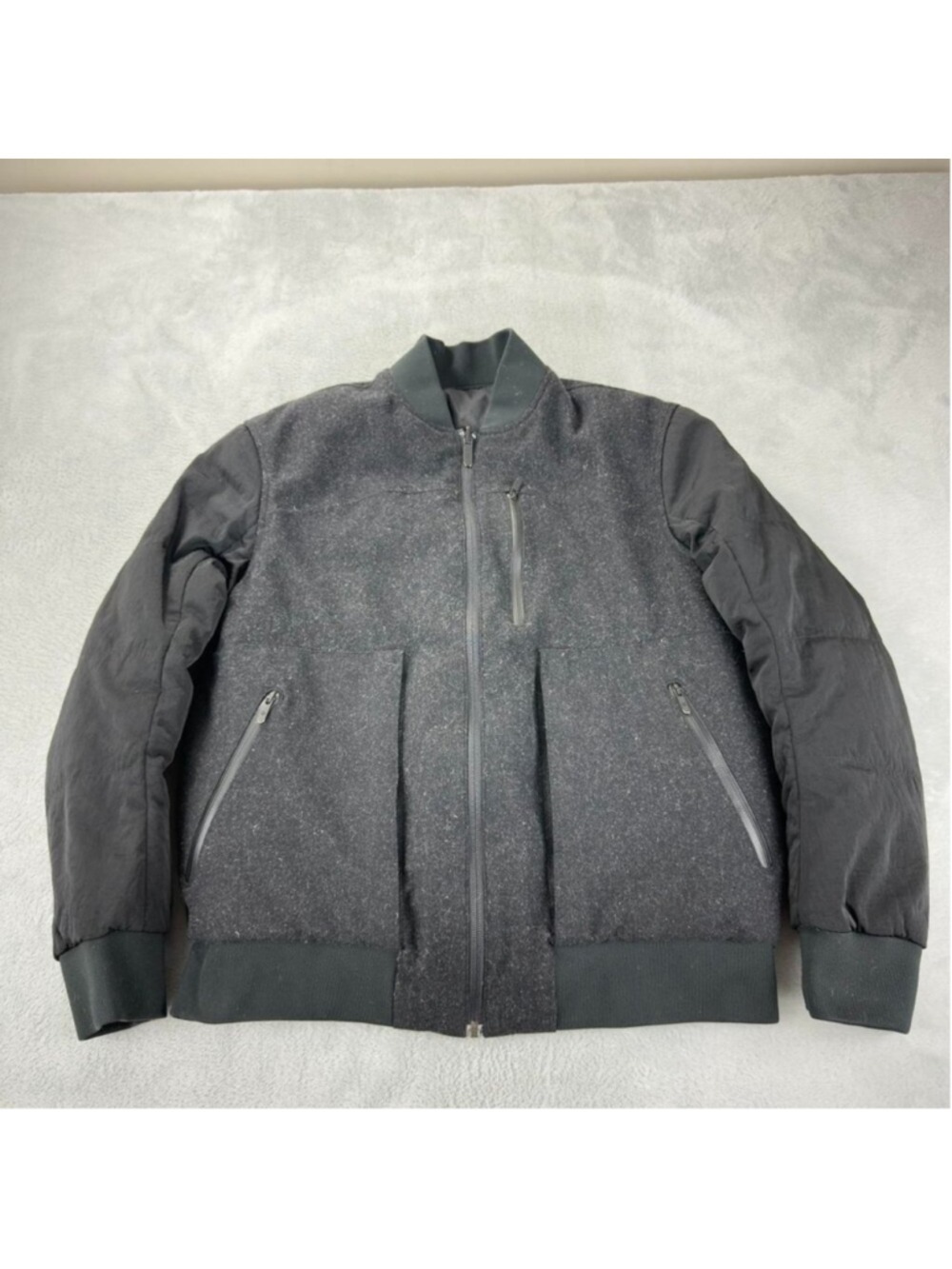 Lululemon Women's Size 8 Roam Far Wool Bomber Reversible